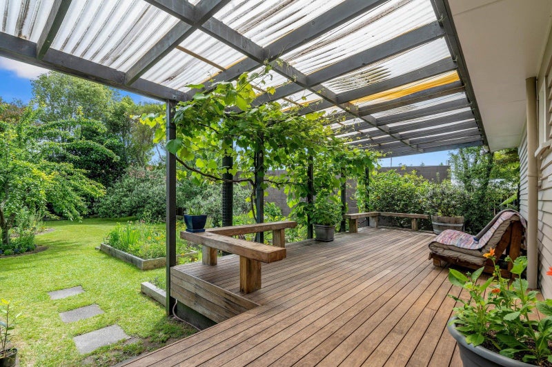 14 Clouston Crescent, Fenton Park, Rotorua - Carousel 1