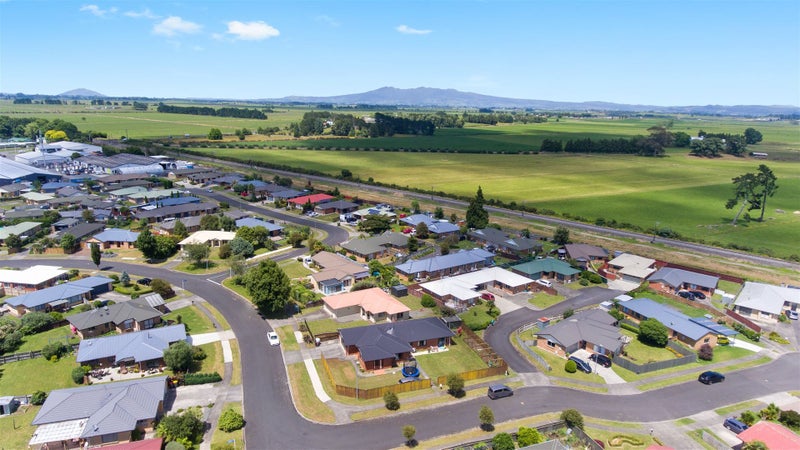 1 Corsair Place, Melville, Hamilton - Carousel 16