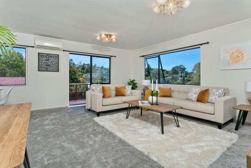 2/4 Aralia Road, Sunnynook, Auckland - Carousel 1