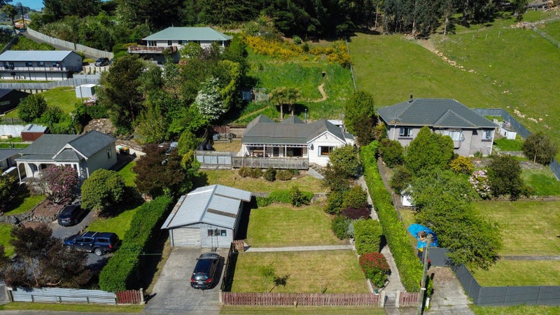6 Prosser Street, Green Island, Dunedin - Carousel 2