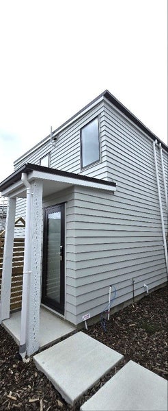 39 Kapia Drive, Takanini, Auckland - Carousel 1