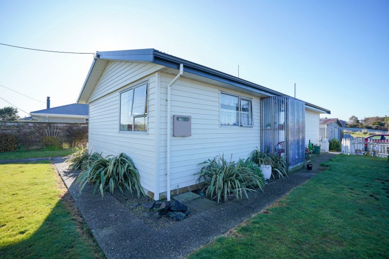 44 Wicklow Street, Clifton, Invercargill - Carousel 2