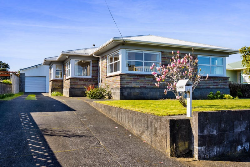 27 Belair Avenue, Blagdon, New Plymouth - Carousel 1