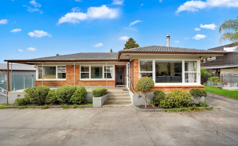 9 Mccall Place, Opaheke, Papakura - Carousel 2