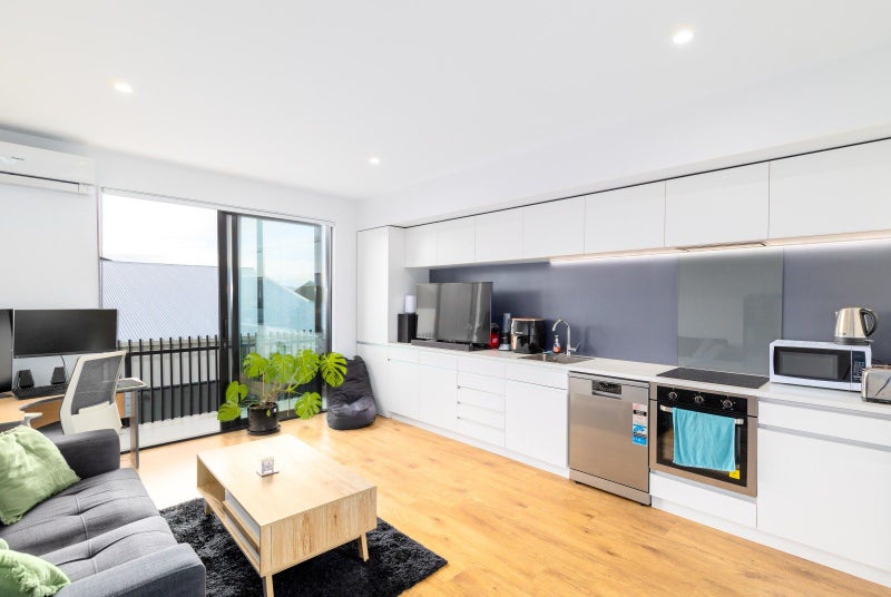 12/6 Waverley Street, Sydenham, Christchurch - Carousel 1