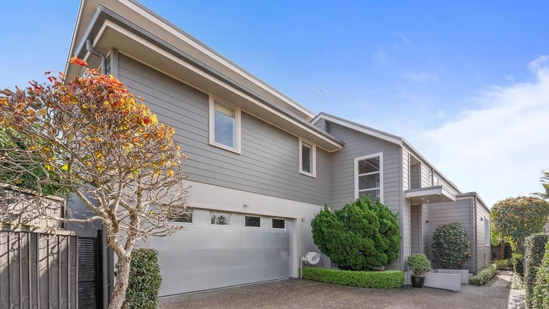 12A Melanesia Road, Kohimarama, Auckland - Carousel 1