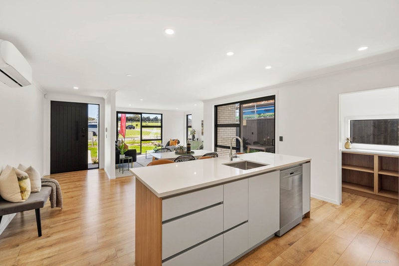 8 Pipi Crescent, MAHIA, NUHAKA - Carousel 6