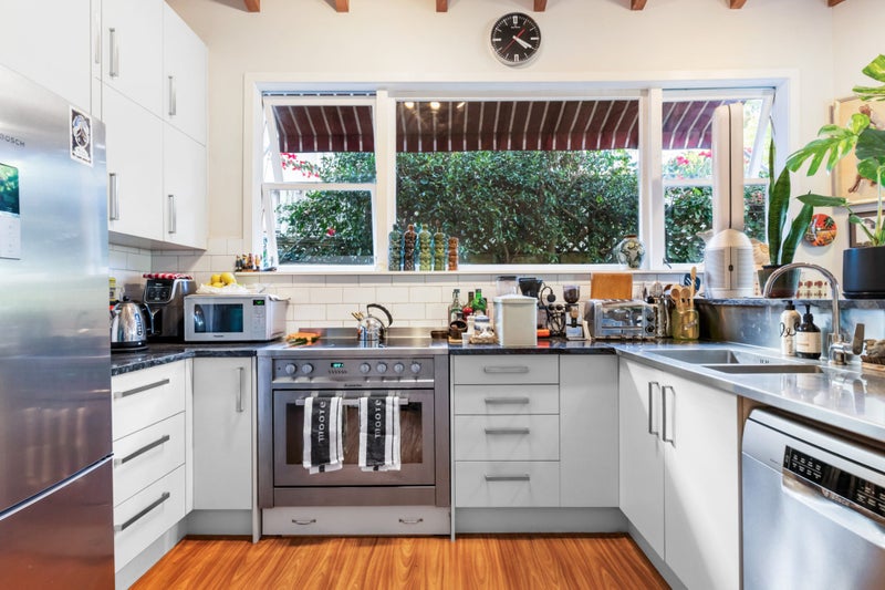 20 Lake Road, Devonport, Auckland - Carousel 2