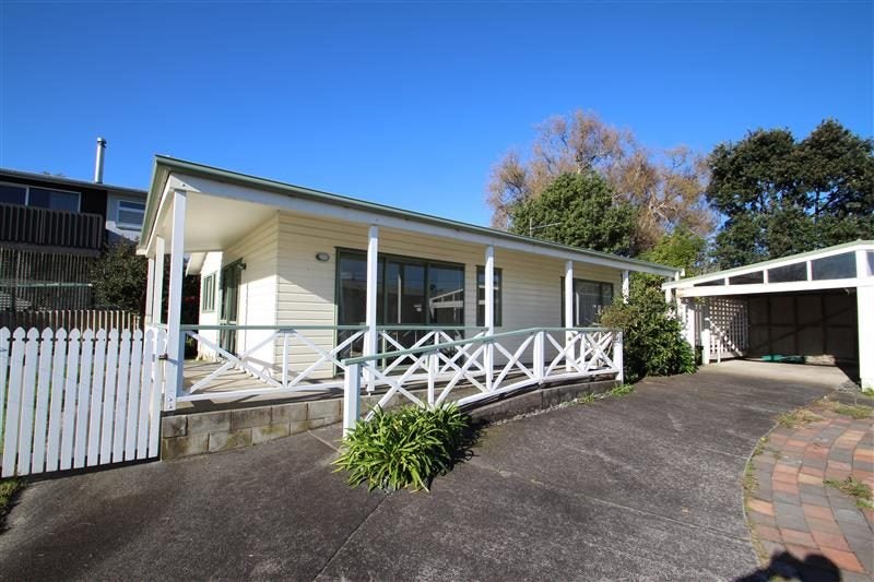 12A Regent Street, Devonport, Auckland - Carousel 1