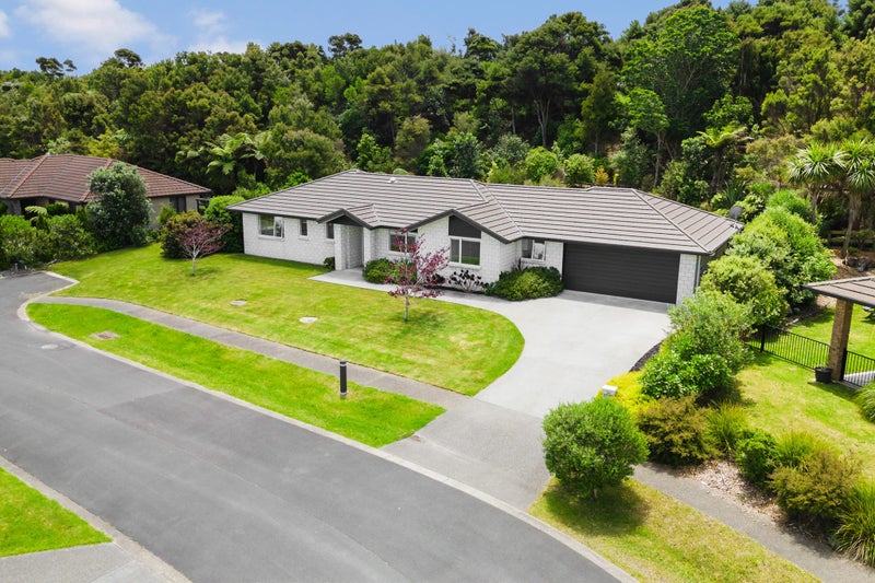 16 Park Avenue, Mangawhai Heads, Mangawhai - Carousel 1