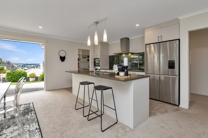 10 Myrtle Lane, Kamo, Whangarei - Carousel 2