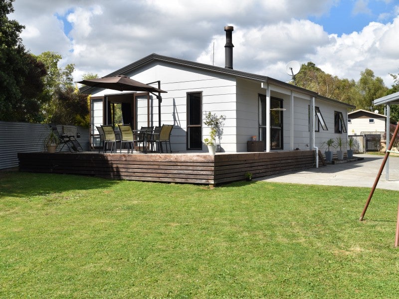 19 Kowhai Street, Tokomaru, Palmerston North - Carousel 1