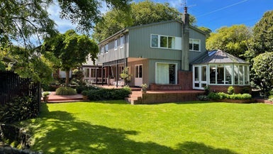 3 Amapur Drive, Khandallah, Wellington - Carousel 1