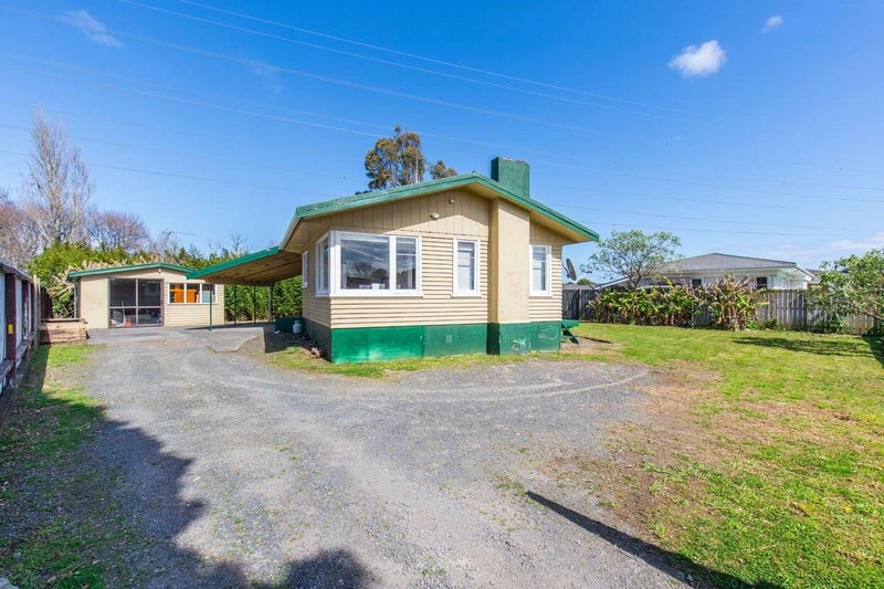 9 Fulton Crescent, Otara, Auckland - Carousel 3