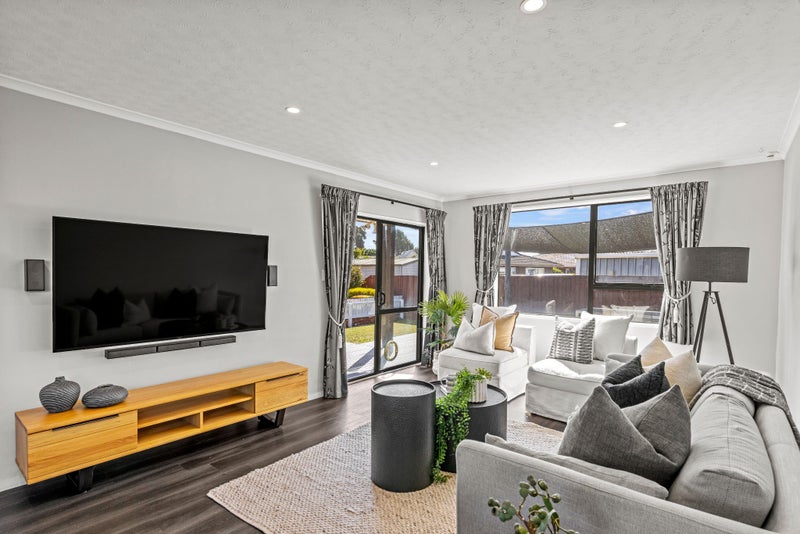 8 Glenbyre Place, Bromley, Christchurch - Carousel 2