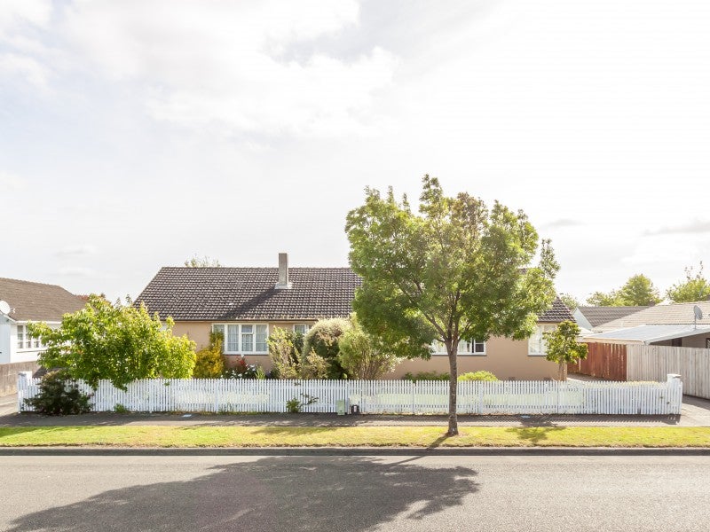 150 Vogel Street, Roslyn, Palmerston North - Carousel 1