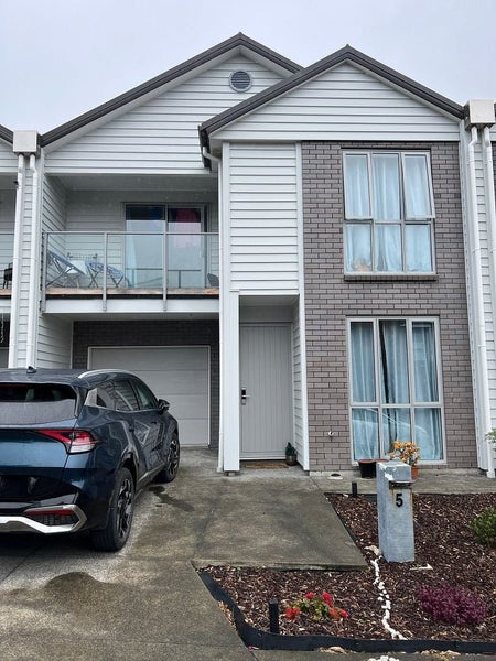 5 Quarters Lane, Beachlands, Auckland - Carousel 1