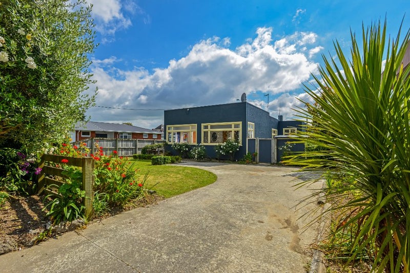 127 Maxwells Line, Awapuni, Palmerston North - Carousel 1