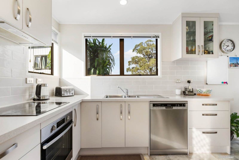 3 Goldnib Place, Randwick Park, Auckland - Carousel 2