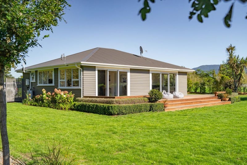 236 Wood Street, Woodside, Greytown - Carousel 1