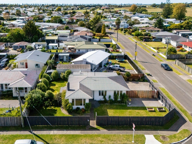 80 Harold Holt Avenue, Onekawa, Napier - Carousel 1