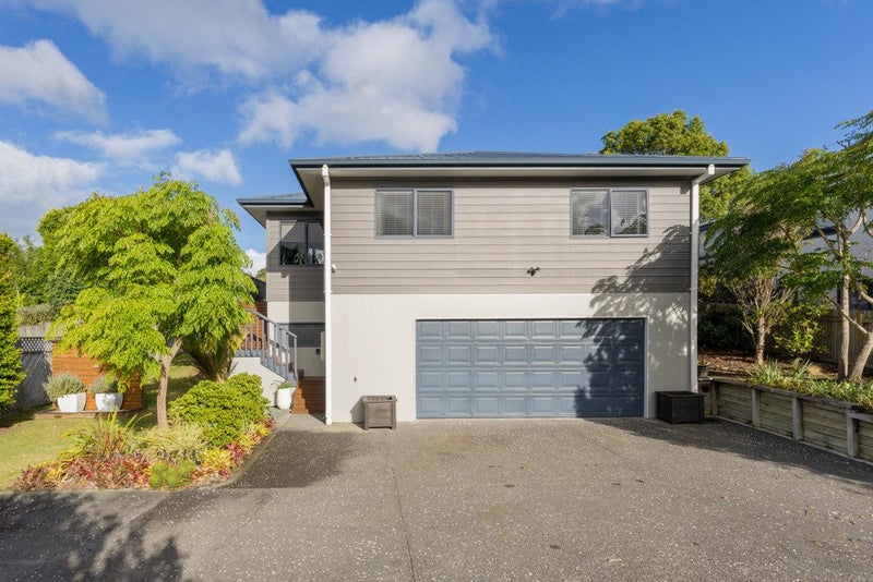 20 Governor Grey Road, Snells Beach, Snells Beach - Carousel 1