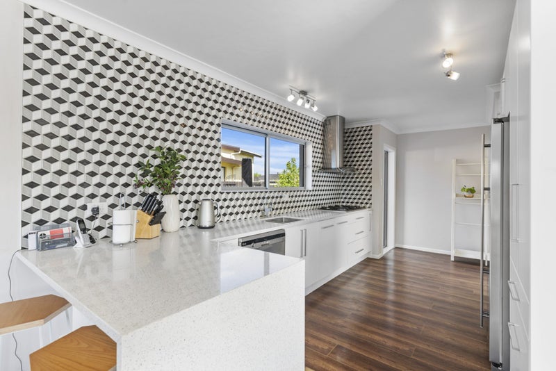 24 Gulf Crest, Bucklands Beach, Auckland - Carousel 39
