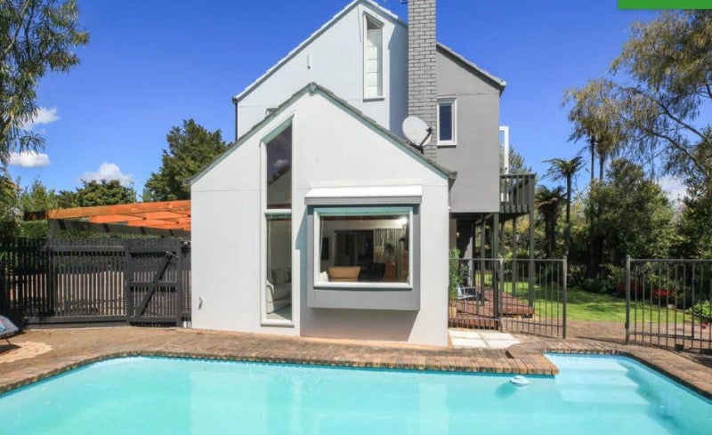 53 Hooker Avenue, Chedworth, Hamilton - Carousel 1