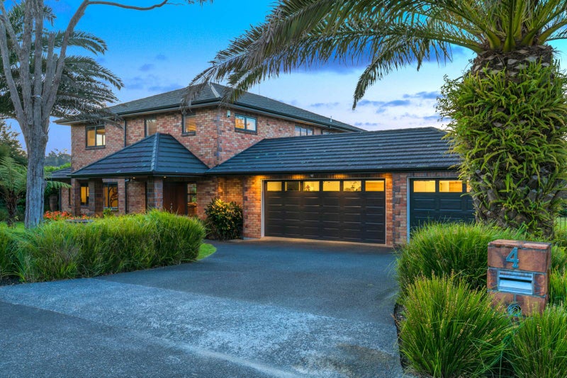 4 Thomas Hunter Lane, Greenhithe, Auckland - Carousel 1