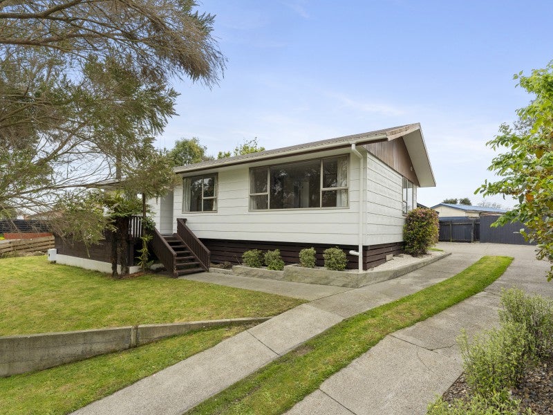 3 Grant Place, Awapuni, Palmerston North - Carousel 2