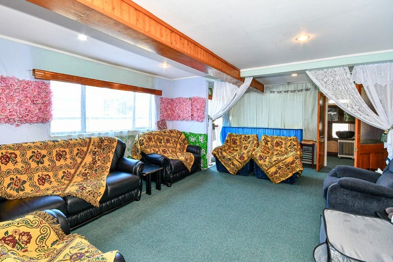 12 Vickerman Street, Otara, Auckland - Carousel 2