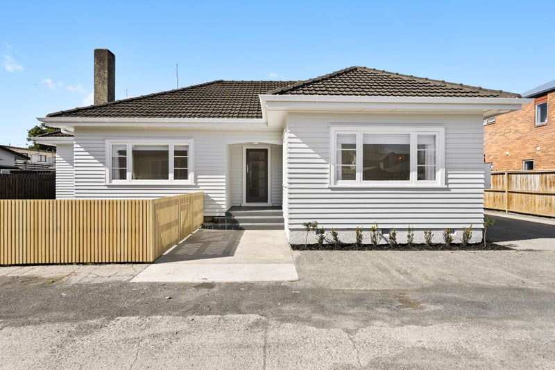 85 Albert Street, Hamilton East, Hamilton - Carousel 1