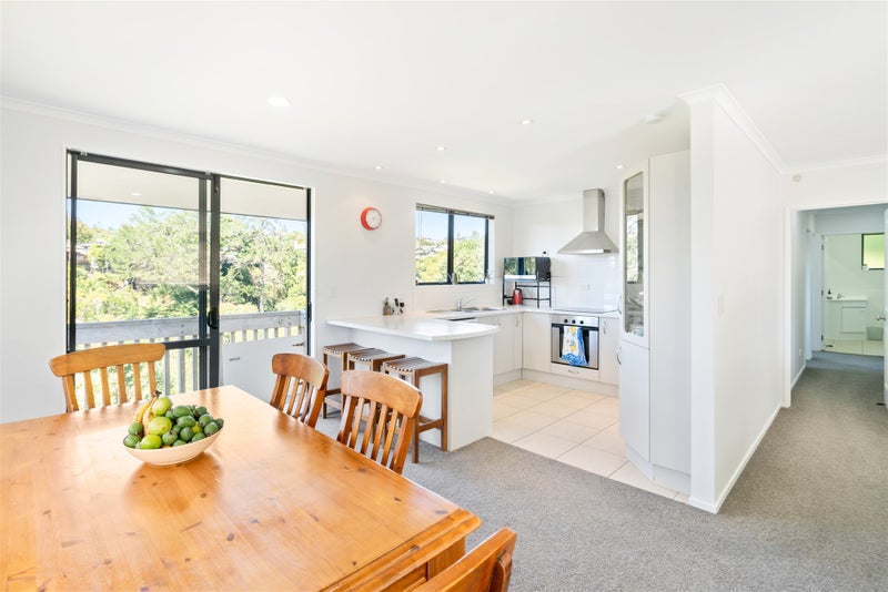 57A Advene Road, Cockle Bay, Auckland - Carousel 2