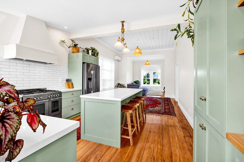 67 Govett Avenue, Frankleigh Park, New Plymouth - Carousel 2