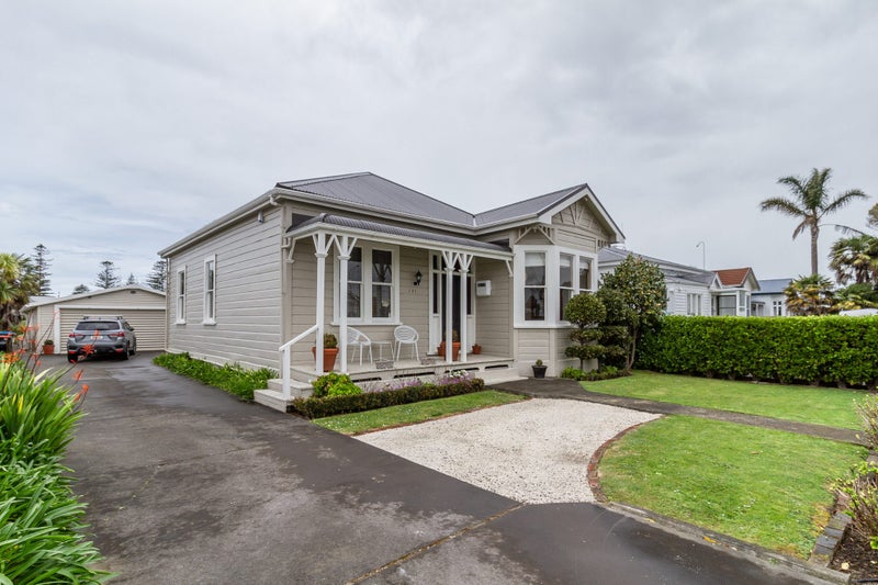 121 Nelson Crescent, Napier South, Napier - Carousel 1