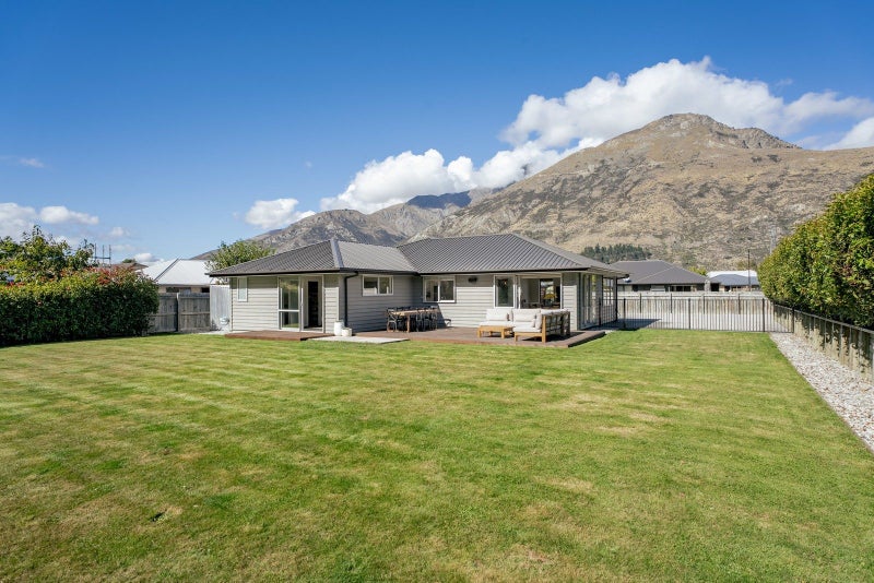 31 Stalker Road, Lower Shotover, Queenstown - Carousel 1