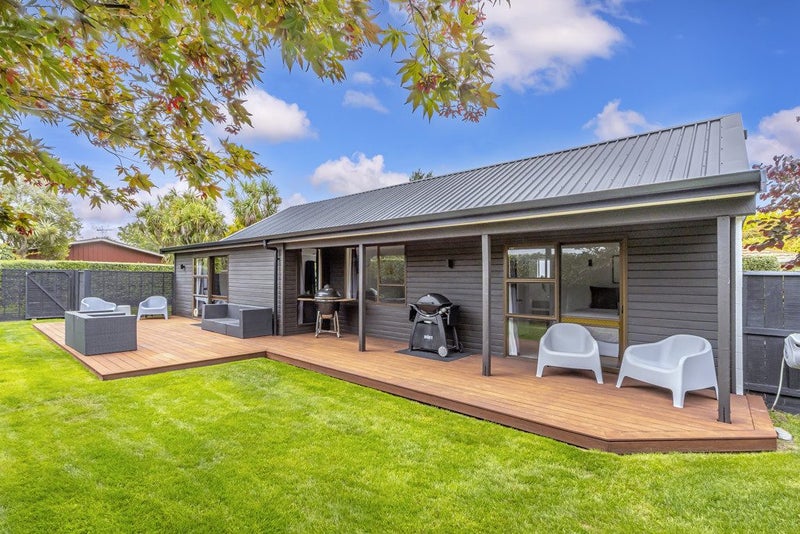 5 Kaputone Place, Belfast, Christchurch - Carousel 1