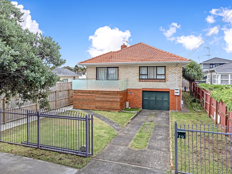 19 Bledisloe Street, Papatoetoe, Auckland - Carousel 1