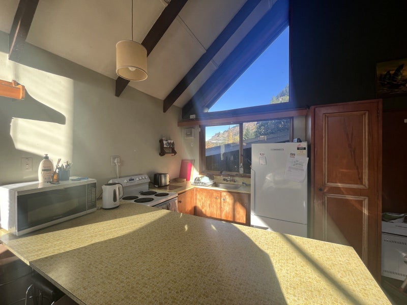 14 Arawata Terrace, Fernhill, Queenstown - Carousel 2