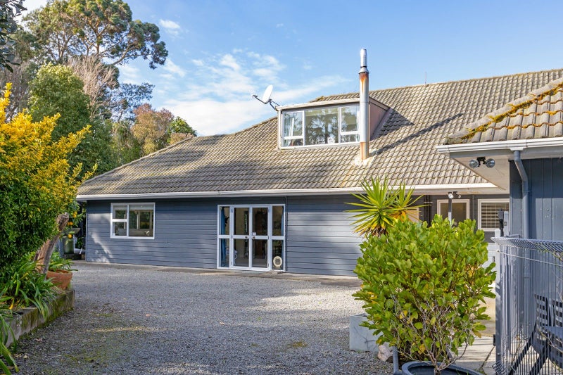 6 Titoki Grove, Featherston - Carousel 26