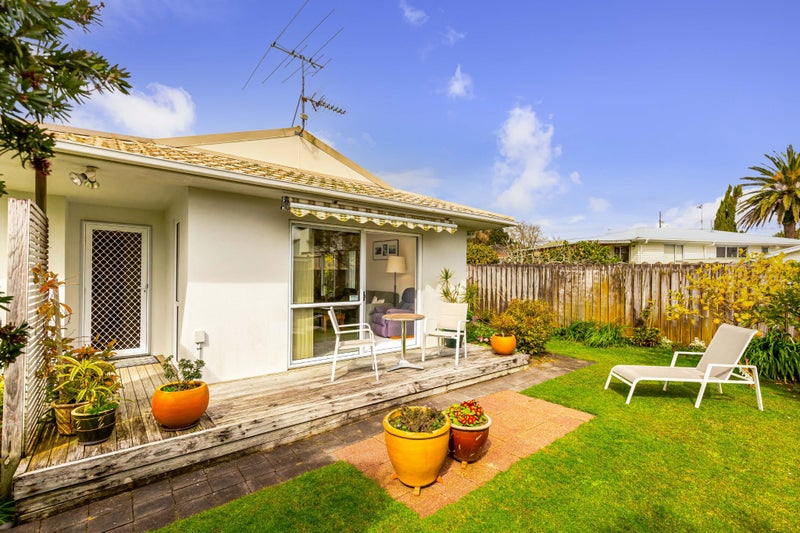 8D Rathgar Road, Henderson, Auckland - Carousel 2