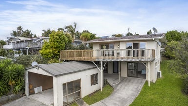 461 Whangaparaoa Road, Stanmore Bay, Whangaparaoa - Carousel 1