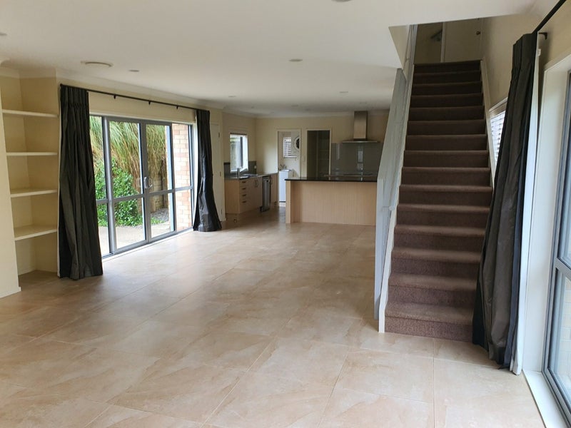 6A Abbotts Way, Remuera, Auckland - Carousel 2