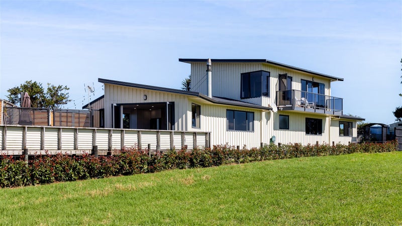 4B Meade Place, Bell Block, New Plymouth - Carousel 2