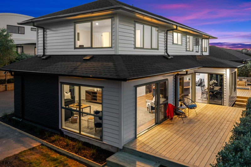 15 Spinnaker Point, Manly, Whangaparaoa - Carousel 1