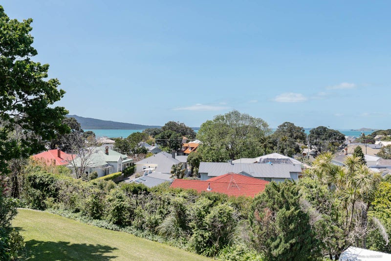 8/38 Vauxhall Road, Devonport, Auckland - Carousel 1