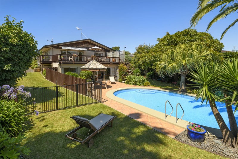 11 Audrey Place, Matua, Tauranga - Carousel 1