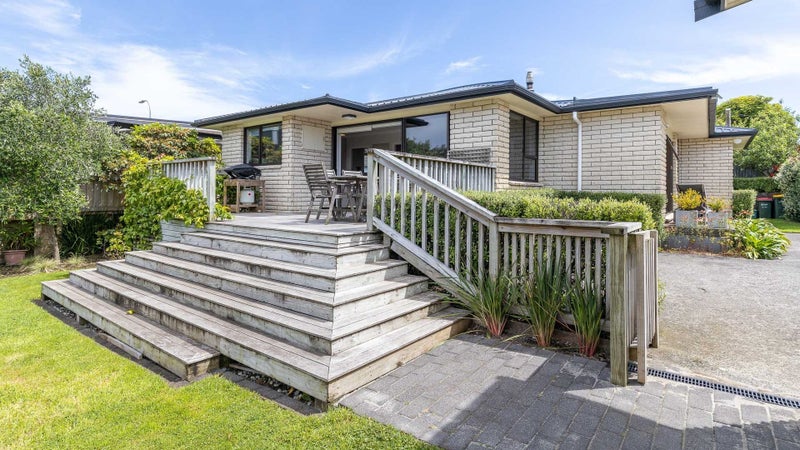 35A Ropiha Street, Fitzroy, New Plymouth - Carousel 1