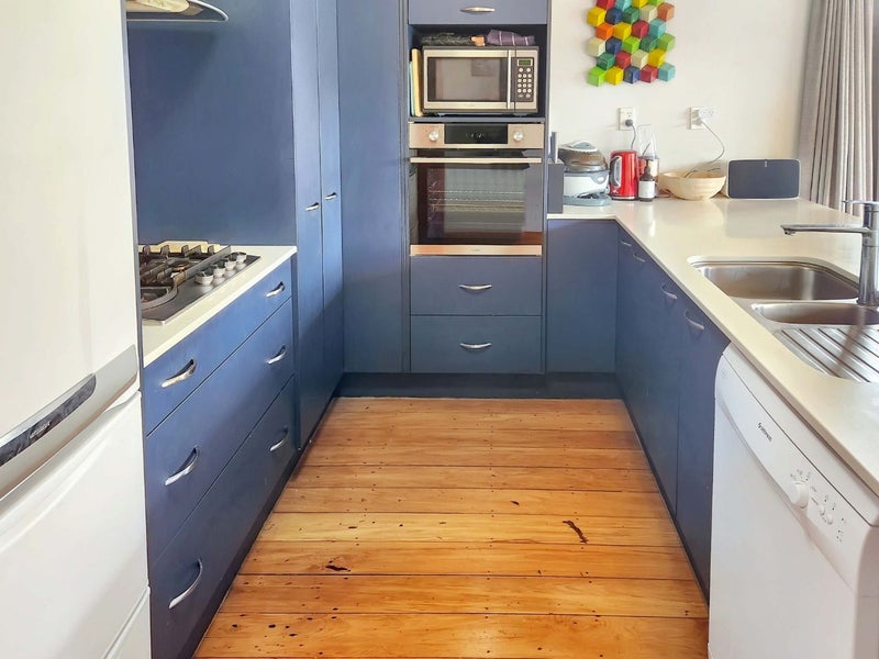 279 Fergusson Drive, Heretaunga, Upper Hutt - Carousel 2