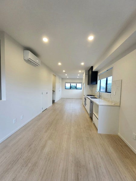 1/47 Canal Road, Avondale, Auckland - Carousel 2